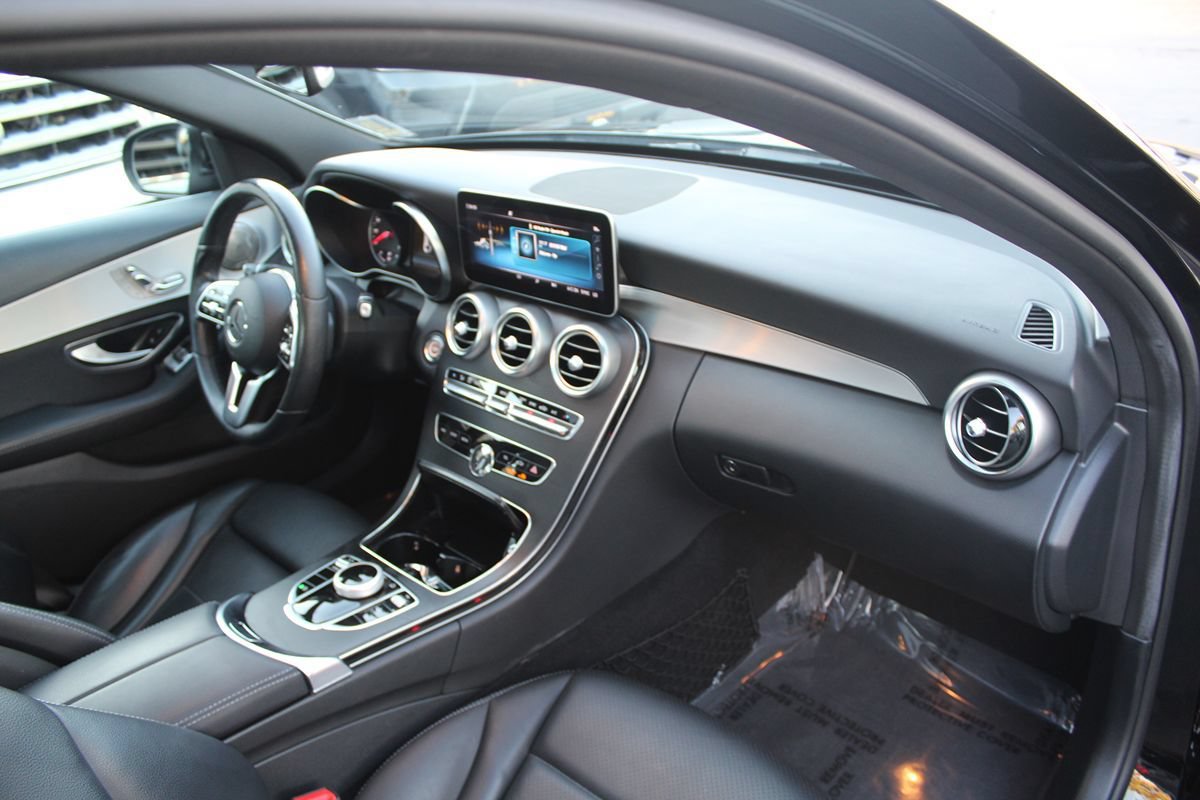 Used 2019 Mercedes-Benz C 300 Sedan image 21