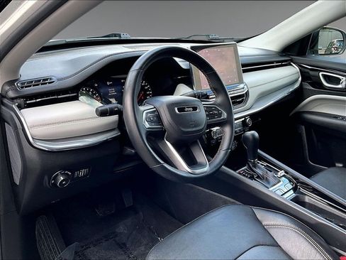 Used 2022 Jeep Compass Limited AWD/4WD image 12