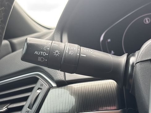Used 2019 Honda Accord Sport image 26