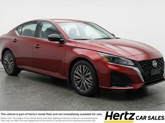 Used 2025 Nissan Altima 2.5 SV video 1