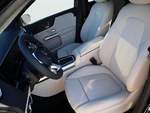 New 2026 Mercedes-Benz GLA 250 4MATIC image 33
