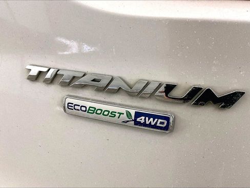 Used 2016 Ford Escape Titanium image 13