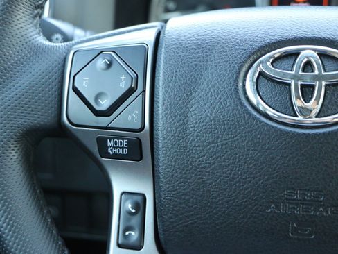 Used 2021 Toyota Tacoma SR5 RWD image 16