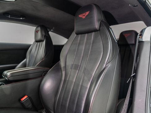 Used 2015 Bentley Continental GT image 33
