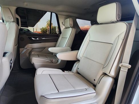 Used 2023 GMC Yukon Denali w/ LPO, Floor Liner Package RWD image 85