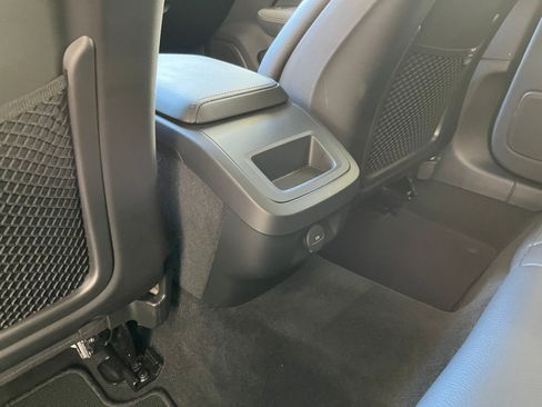 Used 2025 Volvo V60 B5 Cross Country Plus image 24