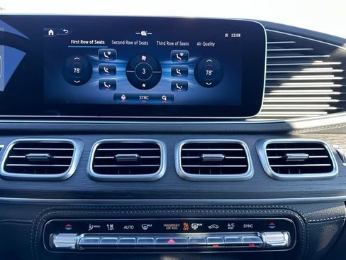 Used 2026 Mercedes-Benz GLS 580 4MATIC image 25