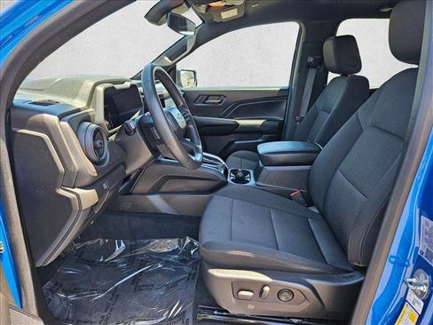 Certified 2023 Chevrolet Colorado Trail Boss w/ Technology Package AWD/4WD image 20
