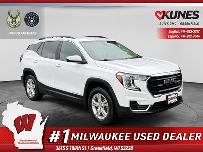 Used 2022 GMC Terrain SLE w/ Driver Convenience Package