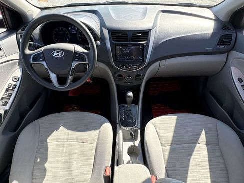 Used 2016 Hyundai Accent SE w/ Option Group 02 FWD image 17