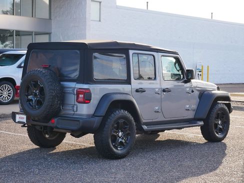 Used 2018 Jeep Wrangler Unlimited Sport S AWD/4WD image 3