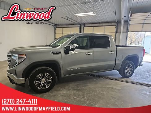 Used 2026 GMC Sierra 1500 SLT image 5