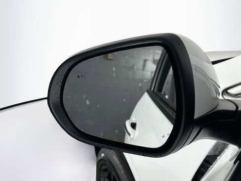 Used 2024 Buick Encore GX Sport Touring image 16