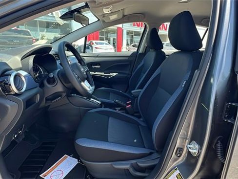 New 2025 Nissan Versa SV w/ Trunk Package image 31