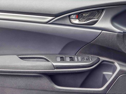 Used 2019 Honda Civic Sport image 9