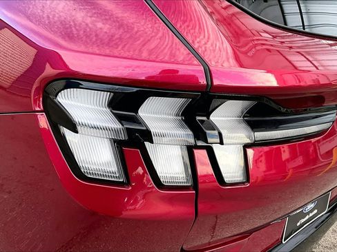 Used 2025 Ford Mustang Mach-E GT image 34
