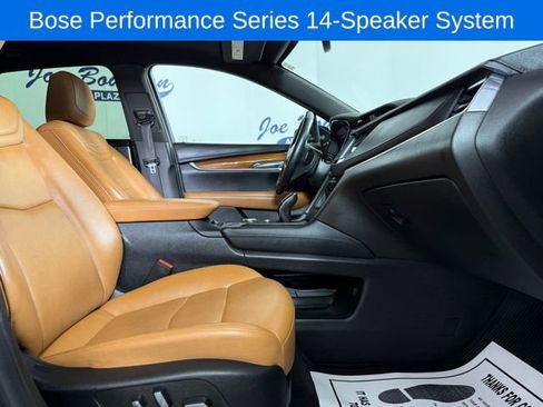 Used 2023 Cadillac XT5 Premium Luxury image 16
