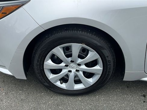 Used 2023 Toyota Corolla LE FWD image 8