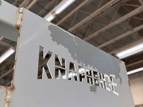 Used 2017 Ford F550 4x4 Crew Cab Super Duty w/ Power Equipment Group image 40