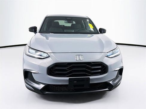 Used 2023 Honda HR-V Sport image 2