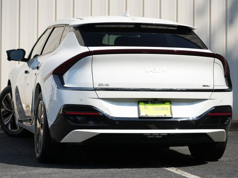 Used 2022 Kia EV6 GT-Line RWD image 5