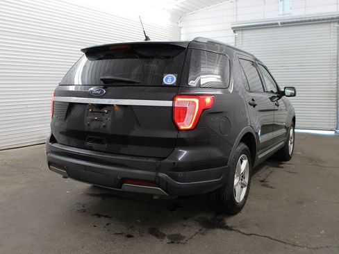 Used 2019 Ford Explorer XLT w/ Equipment Group 201A image 12