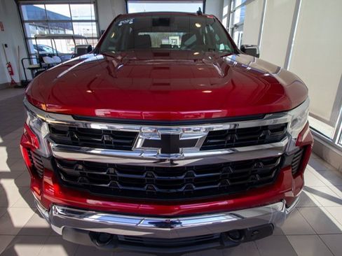 Certified 2023 Chevrolet Silverado 1500 LT image 3