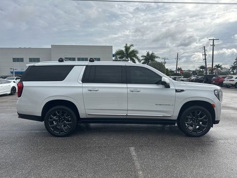 Used 2024 GMC Yukon XL Denali w/ Denali Reserve Package image 5