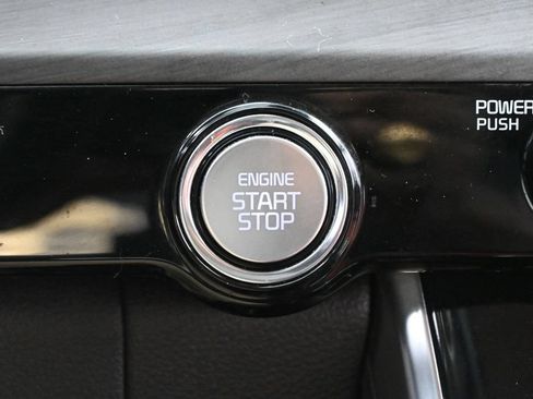 Used 2022 Kia Carnival SX FWD image 37