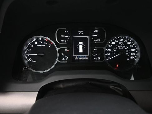 Used 2018 Toyota Tundra SR5 w/ TRD Off Road Package image 39