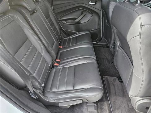 Used 2019 Ford Escape SEL image 17