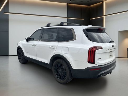 Used 2021 Kia Telluride EX w/ EX Premium Package AWD/4WD image 3