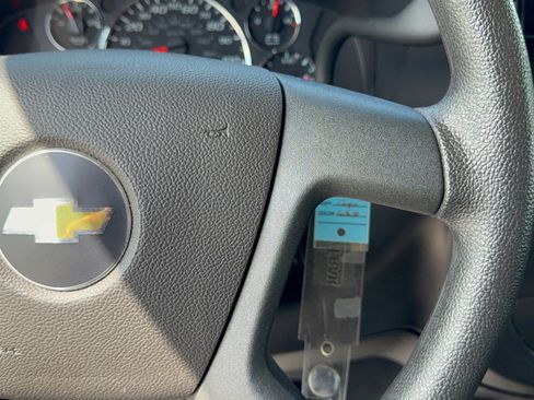 Used 2025 Chevrolet Express 2500 w/ Driver Convenience Package RWD image 19