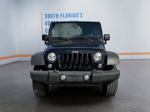 Used 2014 Jeep Wrangler Unlimited Sport w/ Quick Order Package 24S AWD/4WD image 9