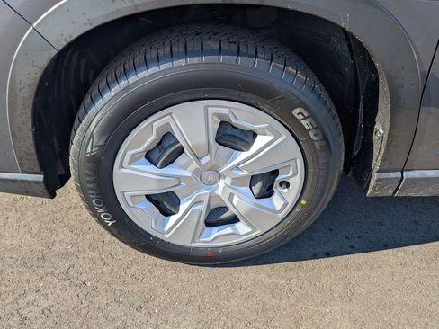 Certified 2023 Subaru Forester image 27