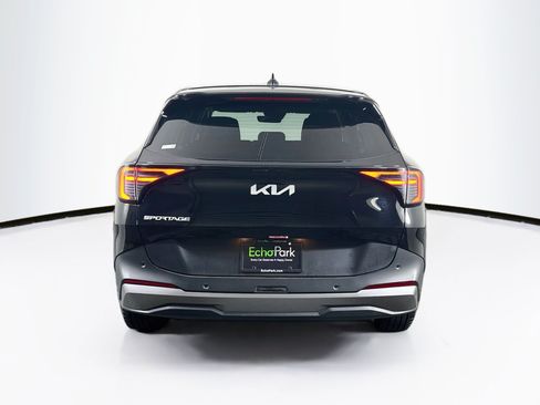 Used 2026 Kia Sportage LX FWD image 7