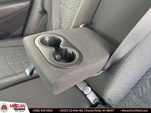 Used 2024 Chevrolet Equinox LT image 25