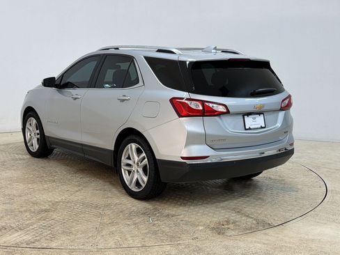 Used 2018 Chevrolet Equinox Premier FWD image 3