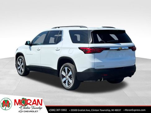 Certified 2023 Chevrolet Traverse LT w/ LT Premium Package AWD/4WD image 4