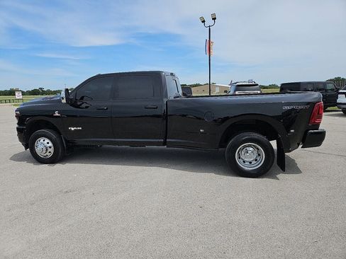 Certified 2026 RAM 3500 Laramie w/ Sport Appearance Package AWD/4WD image 3