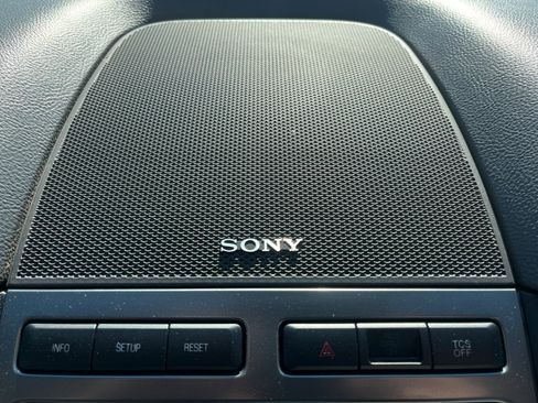 Used 2011 Ford Taurus Limited w/ 303A Rapid Spec Order Code image 23