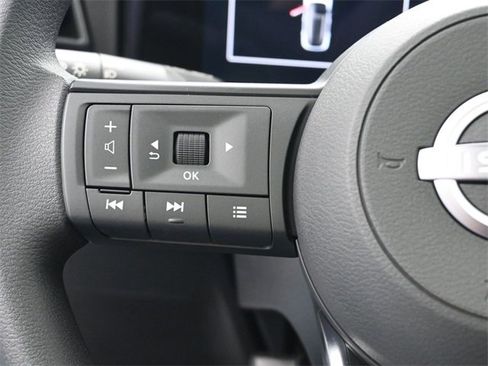 New 2026 Nissan Kicks SV w/ SV Premium Package image 2