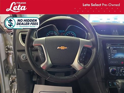 Used 2017 Chevrolet Traverse LT FWD image 12
