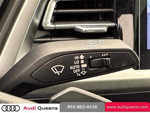 Used 2025 Audi Q4 e-tron Premium Plus w/ Premium Plus image 33