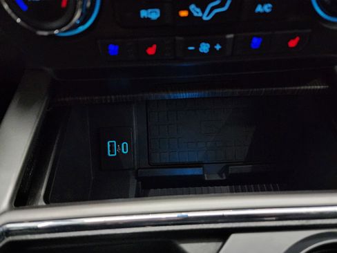 Used 2021 Ford F350 Lariat image 47