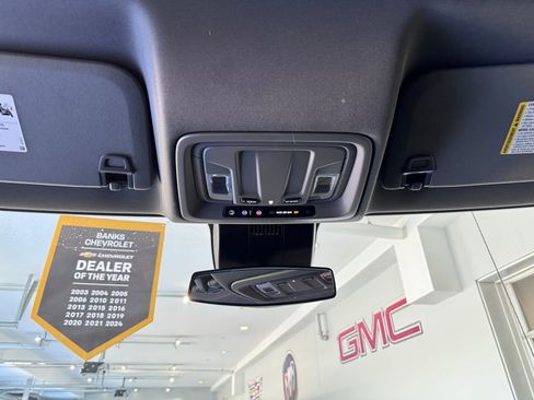 Certified 2023 GMC Sierra 1500 Elevation image 25