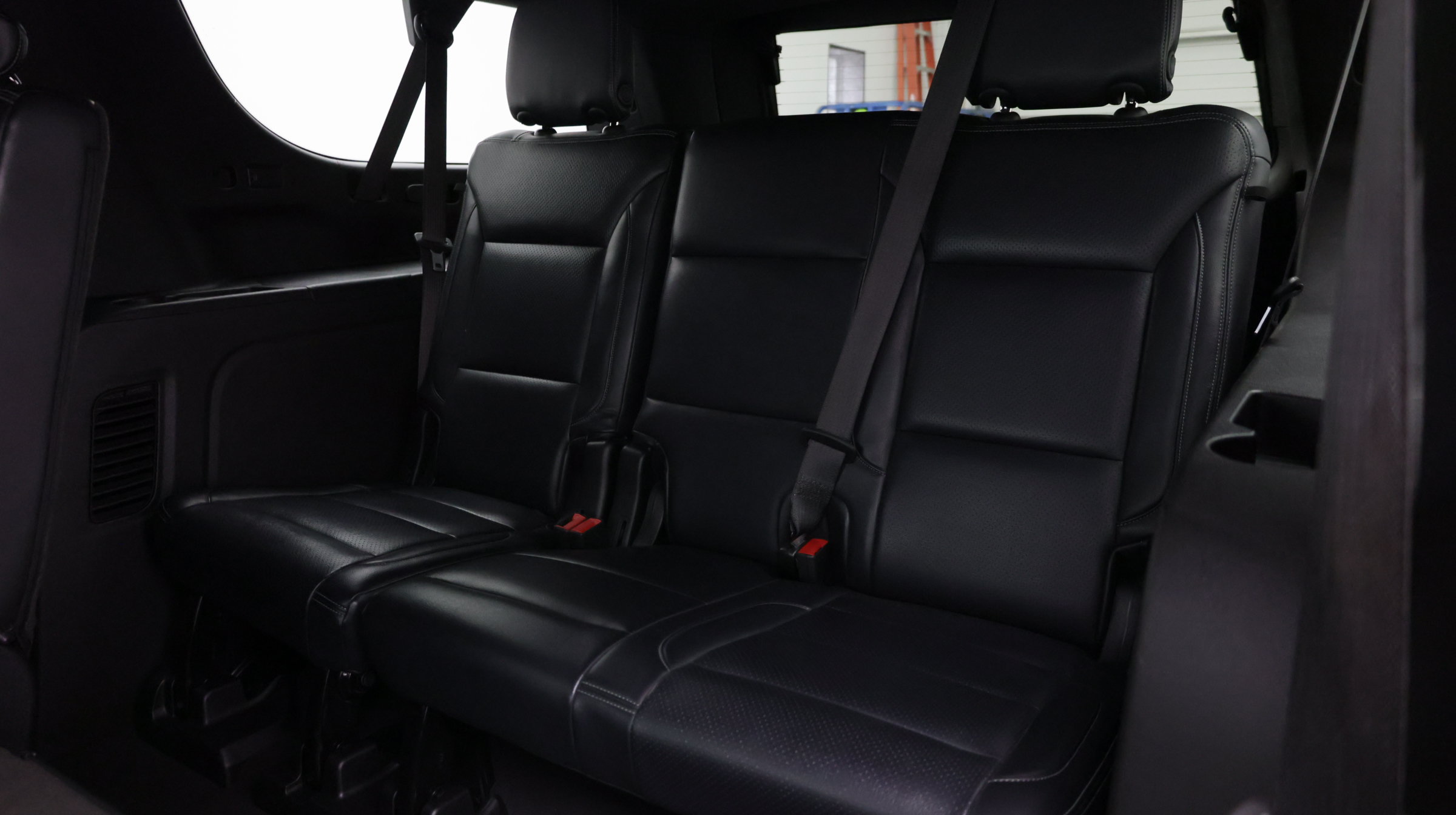 Used 2023 Chevrolet Suburban LS w/ Driver Alert Package RWD image 27