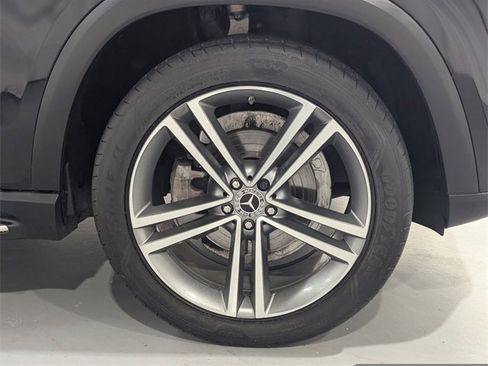 Used 2020 Mercedes-Benz GLE 350 w/ 3rd Row Seat Package image 31