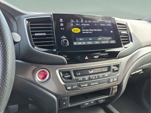 Certified 2024 Honda Passport EX-L image 12