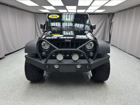 Used 2016 Jeep Wrangler Sport w/ Quick Order Package 23S AWD/4WD image 6
